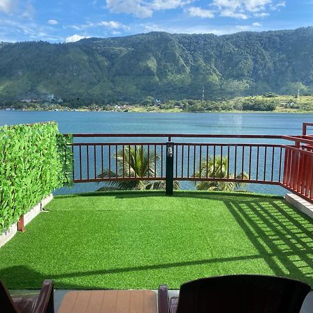 Vandu'S View Guest House & Restaurant Tuk Tuk Exterior foto